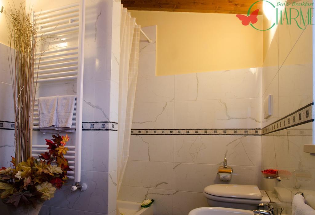 B&B Charme Sora Bilik gambar